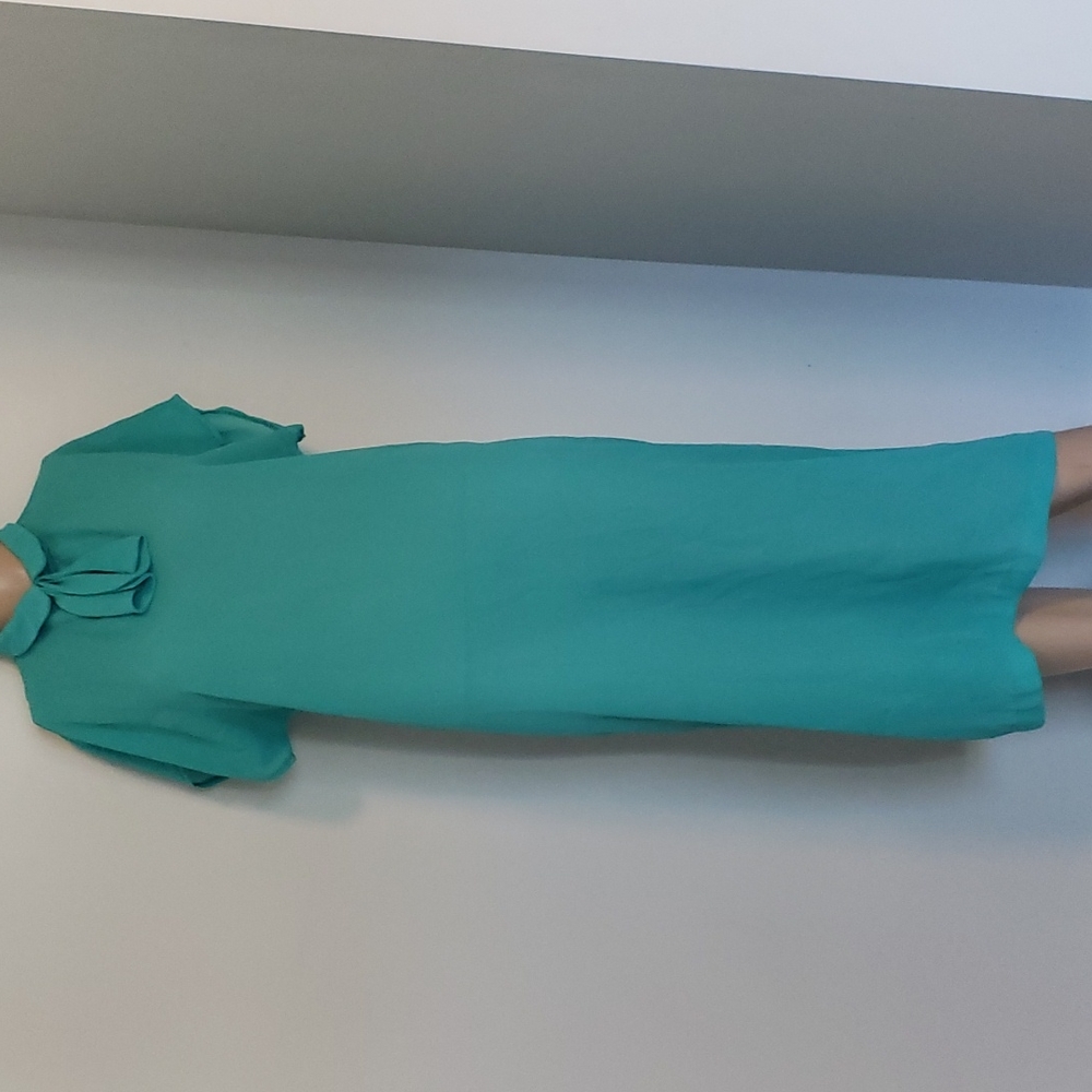 Leslie Belle Green long dress